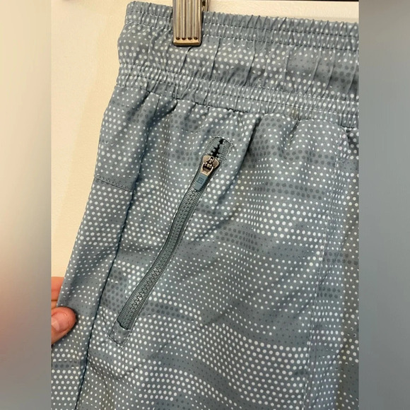 NWT Avalanche||5-Inch Woven Walking Hiking Short With Zipper Pockets, Womens Sm - Picture 9 of 10